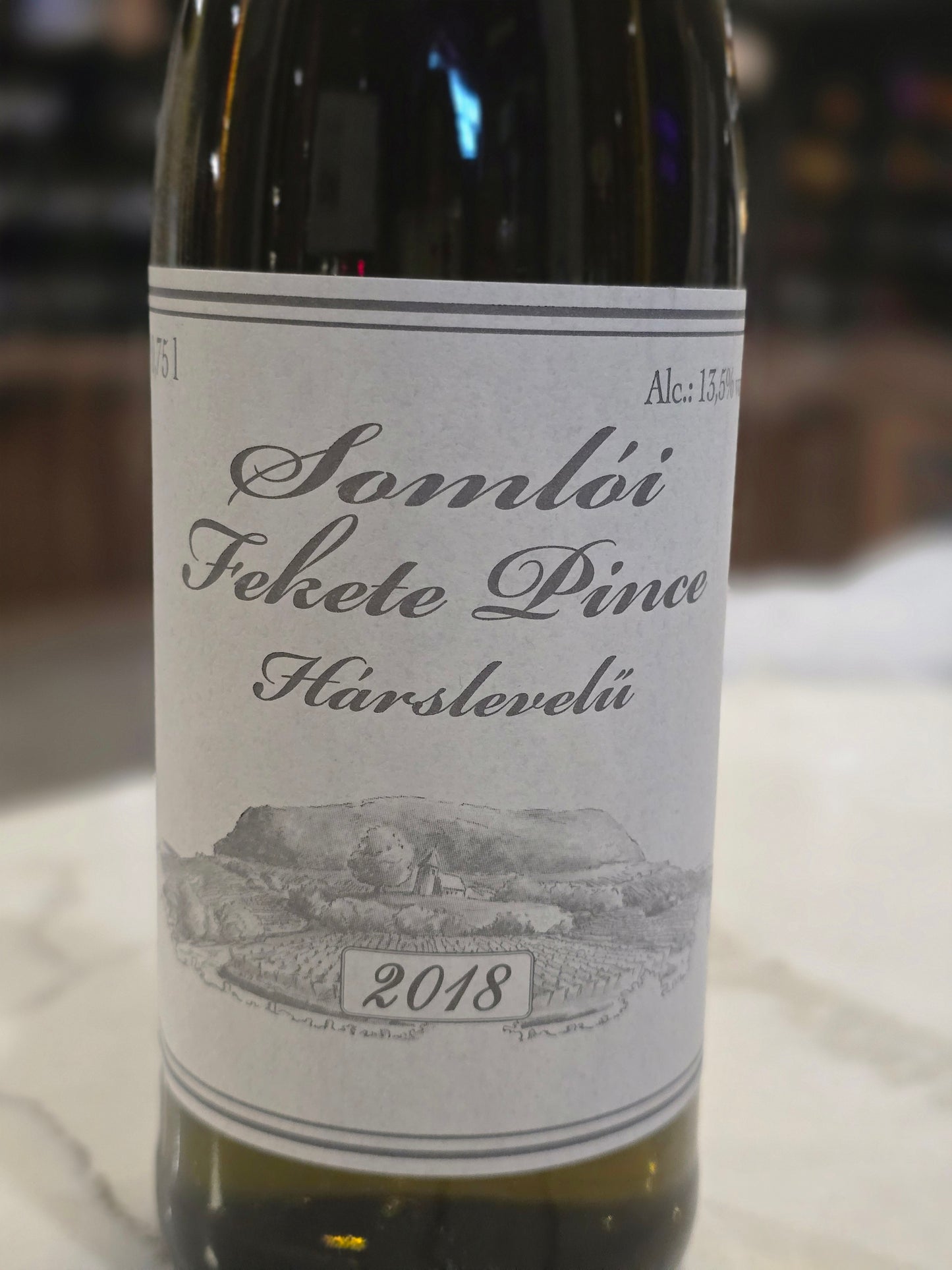 2018 Fekete Pince Harslevelu, Somlo, Hungary